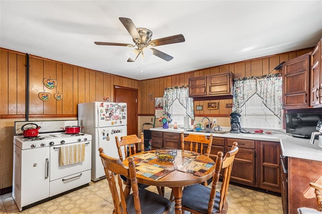Multi Family at 94 Perry Street, Central Falls, photo 21 of 48