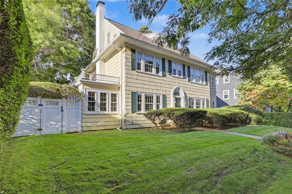 Single Family Residence at 348 Doyle Avenue, Providence, photo 2 of 45