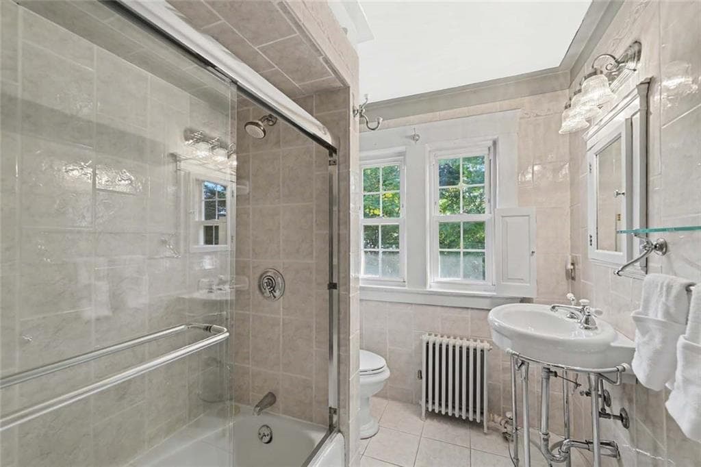 Single Family Residence at 348 Doyle Avenue, Providence, photo 35 of 45