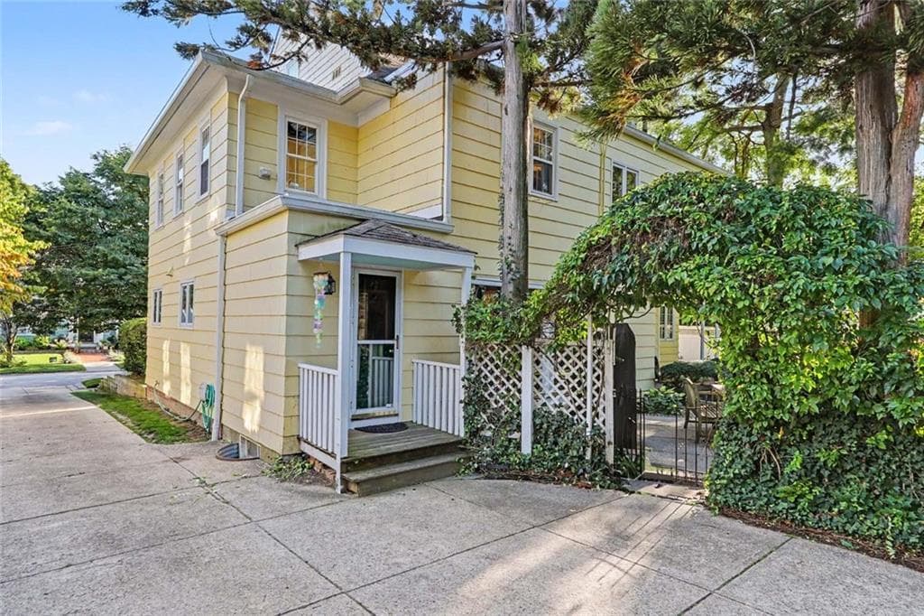 Single Family Residence at 348 Doyle Avenue, Providence, photo 39 of 45