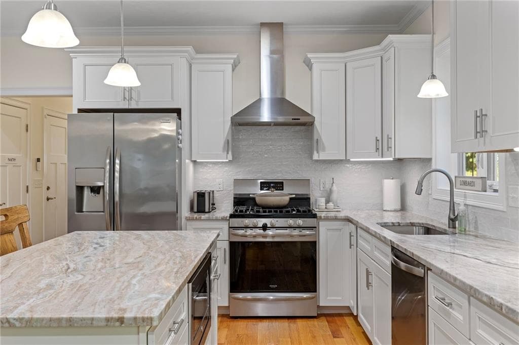 Single Family Residence at 34 East Lantern Road, Lincoln, photo 17 of 49