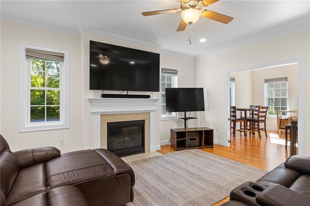 Single Family Residence at 34 East Lantern Road, Lincoln, photo 12 of 49