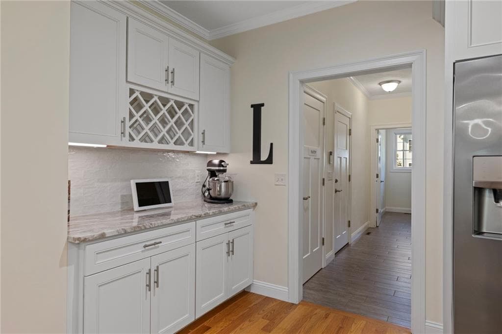 Single Family Residence at 34 East Lantern Road, Lincoln, photo 22 of 49