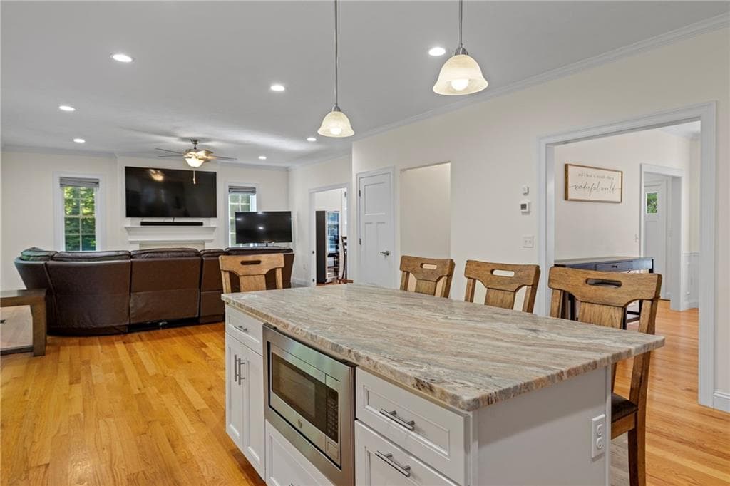 Single Family Residence at 34 East Lantern Road, Lincoln, photo 21 of 49