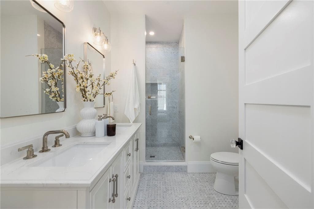 Condominium at 41 School Street UNIT 2, Newport, photo 13 of 43