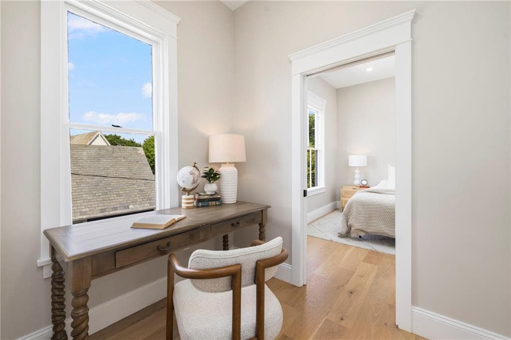 Condominium at 41 School Street UNIT 2, Newport, photo 19 of 43