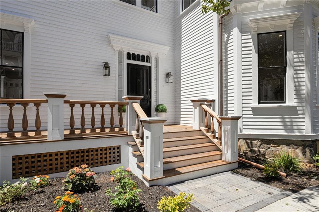 Condominium at 41 School Street UNIT 2, Newport, photo 31 of 43