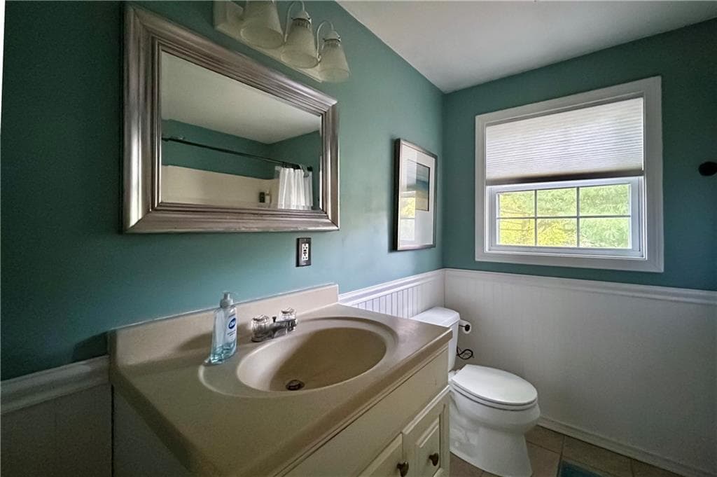 Single Family Residence at 278 Harrison Street, North Kingstown, photo 29 of 47