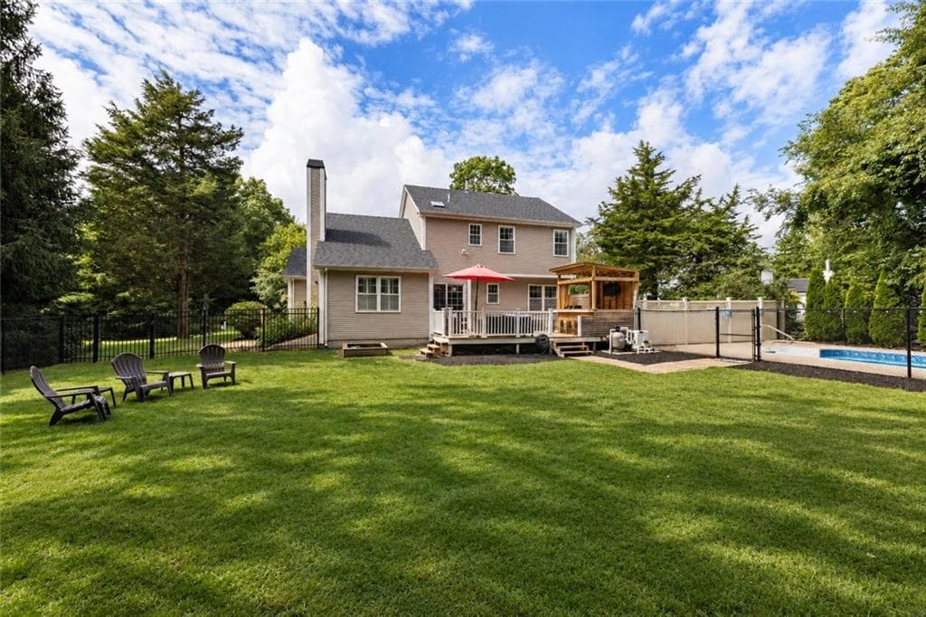 Single Family Residence at 17 Watch Hill Way, South Kingstown, photo 46 of 50
