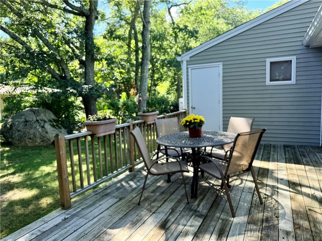 Condominium at 32 W Castle Way UNIT A, Charlestown, photo 21 of 24