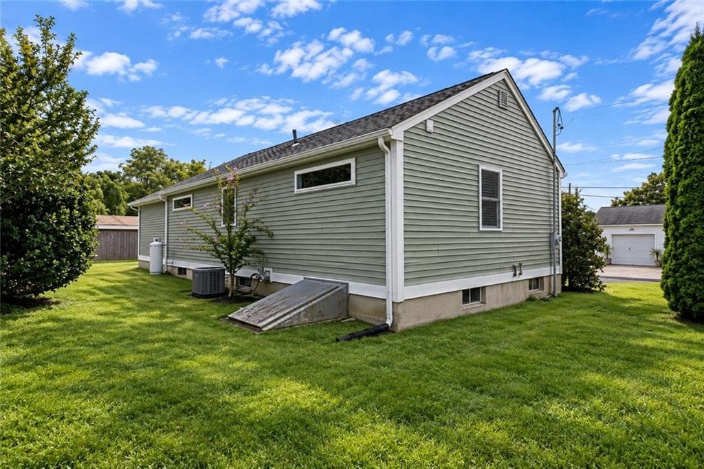 Single Family Residence at 3 Pauline Street, Westerly, photo 14 of 43