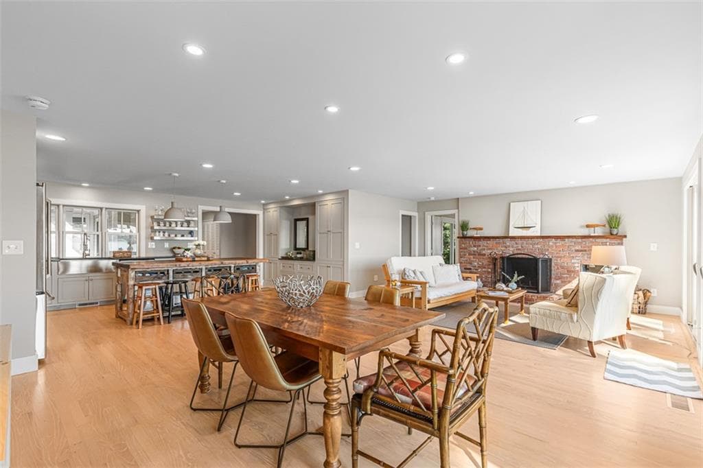 Single Family Residence at 1380 H Drift Road, Westport, photo 17 of 42