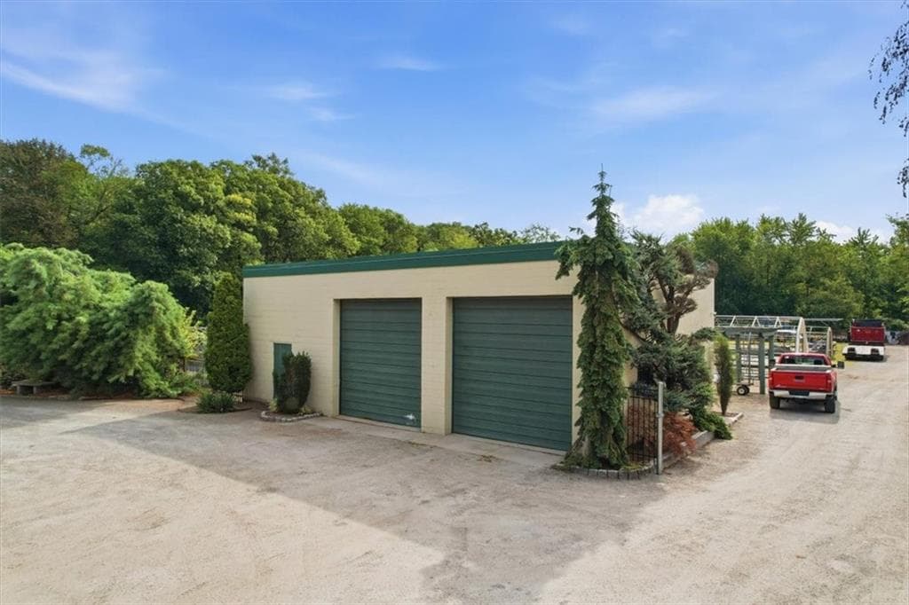 Commercial at 60 Knight Street, Warwick, photo 3 of 14