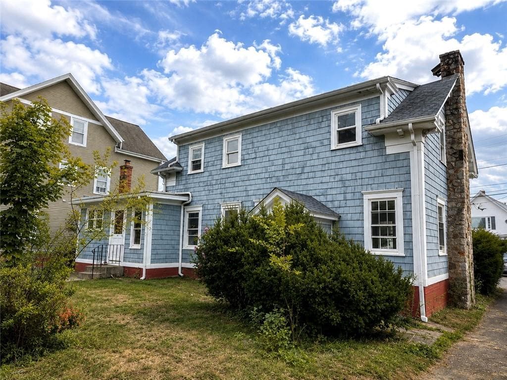 Single Family Residence at 39 Illinois Street, Central Falls, photo 4 of 36