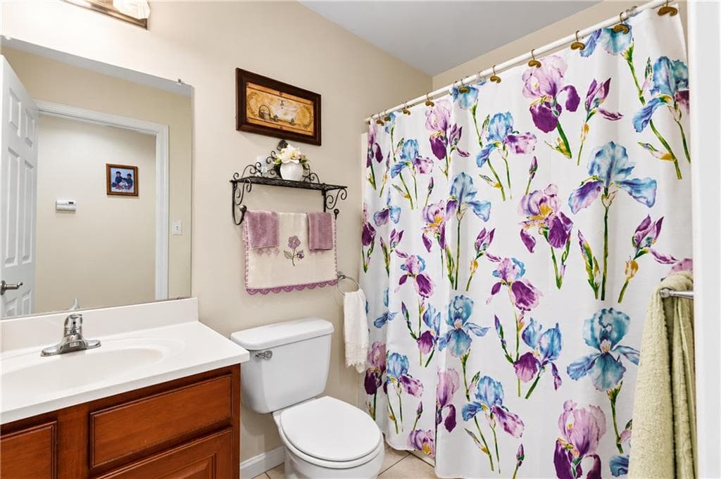 Single Family Residence at 15 Metacomet Avenue, East Providence, photo 23 of 35