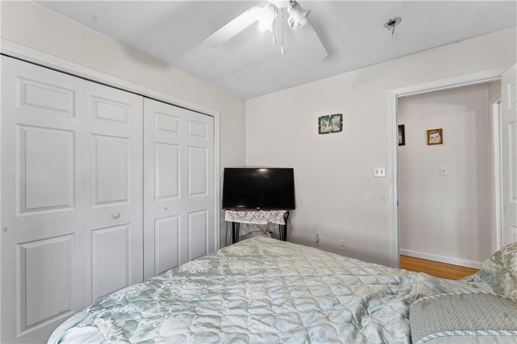 Single Family Residence at 15 Metacomet Avenue, East Providence, photo 26 of 35