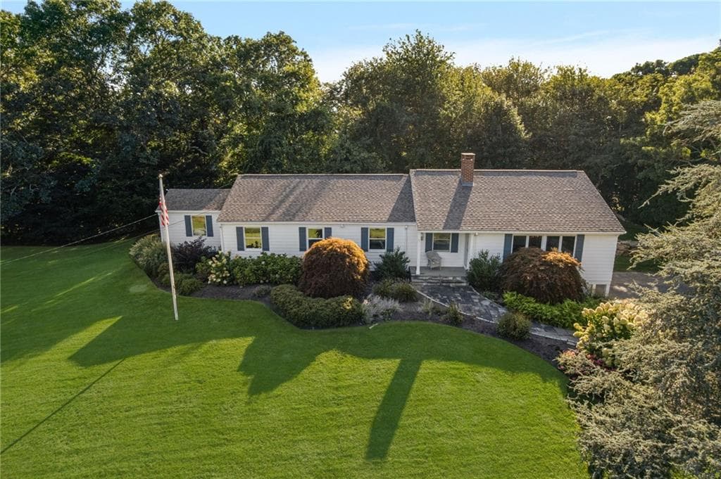 Single Family Residence at 251 Succotash Road, South Kingstown, photo 30 of 43