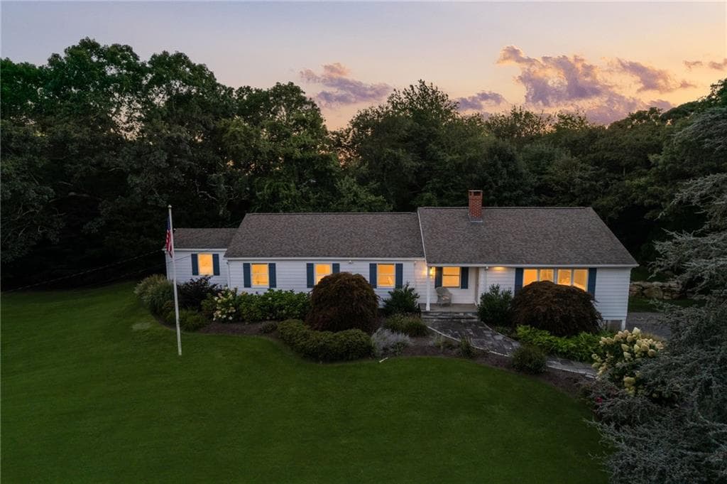 Single Family Residence at 251 Succotash Road, South Kingstown, photo 37 of 43