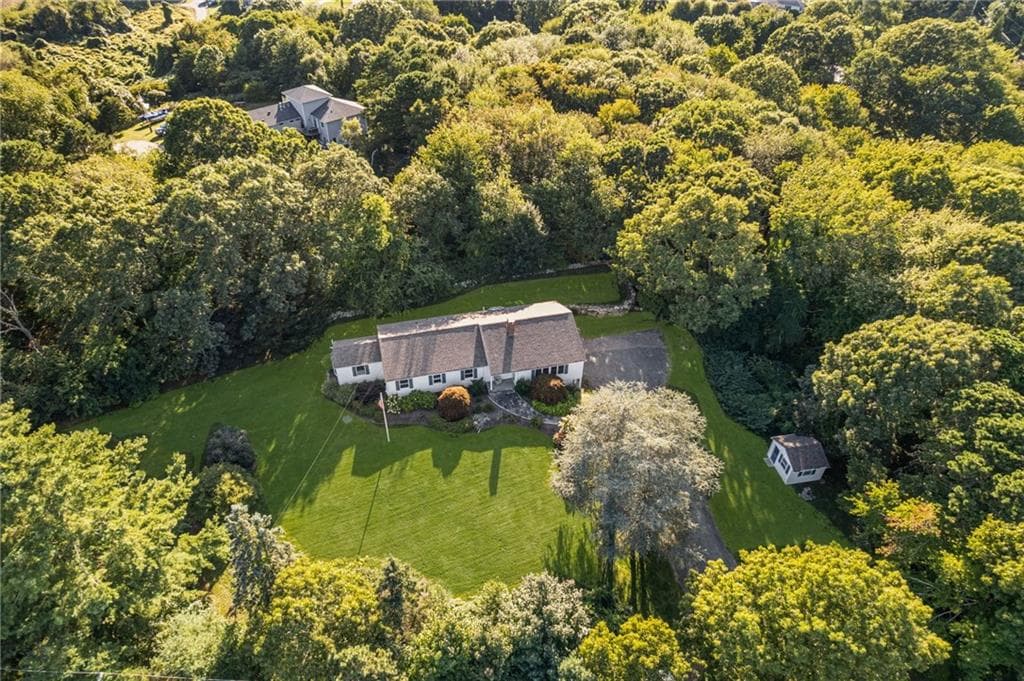 Single Family Residence at 251 Succotash Road, South Kingstown, photo 35 of 43