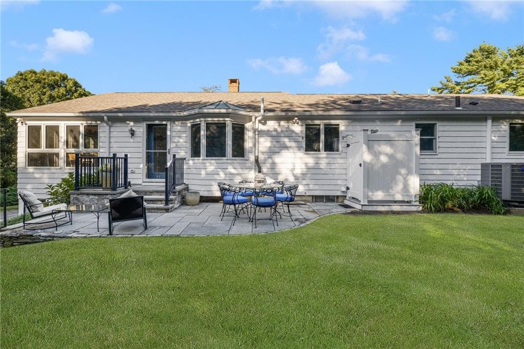 Single Family Residence at 251 Succotash Road, South Kingstown, photo 31 of 43