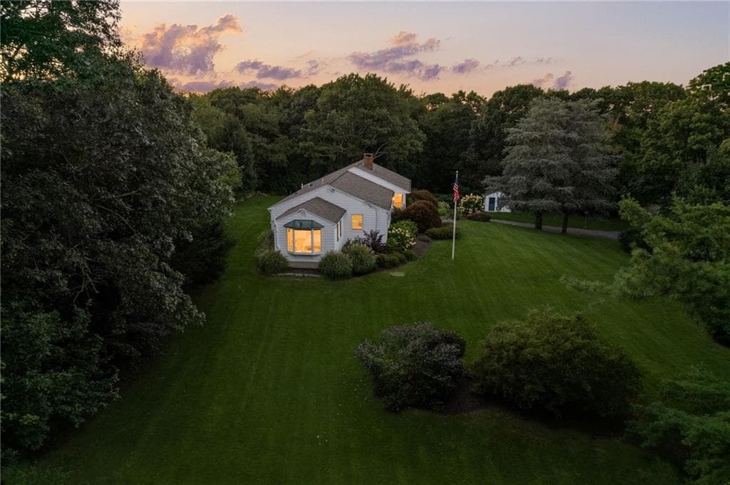 Single Family Residence at 251 Succotash Road, South Kingstown, photo 39 of 43