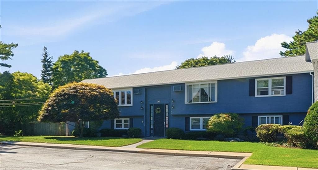 Condominium at 287 Mayfield Avenue UNIT 4, Cranston, photo 2 of 22
