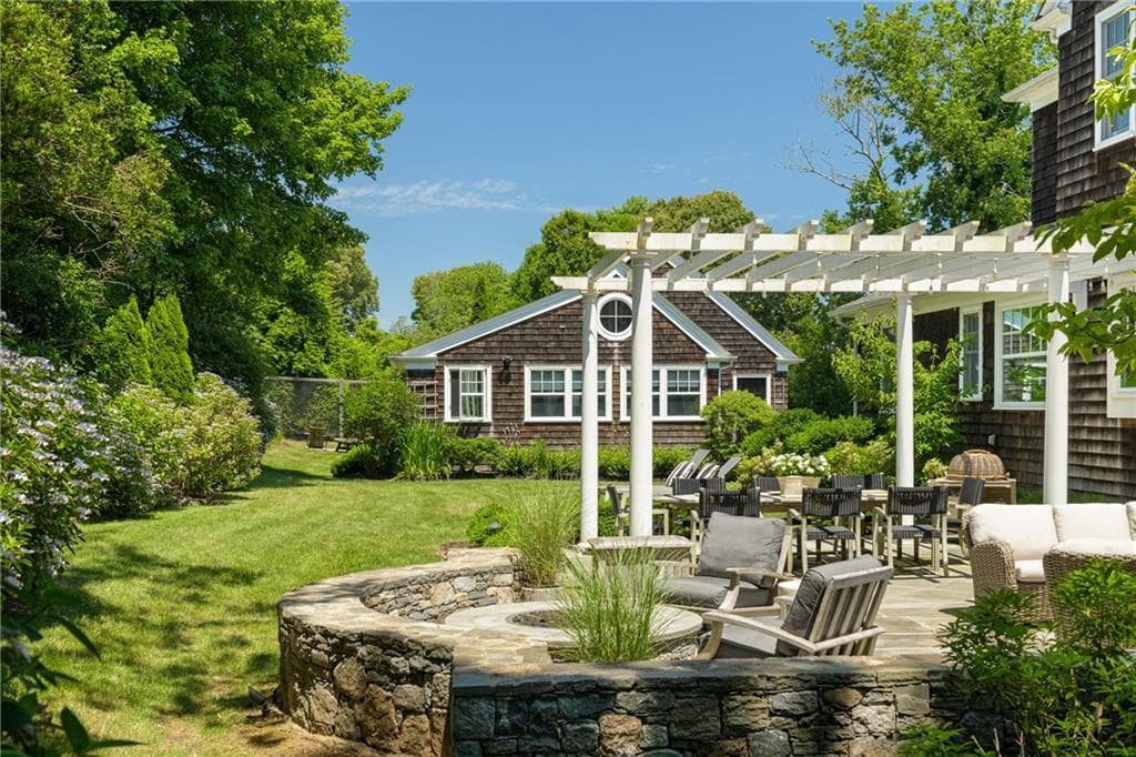 Single Family Residence at 125 Waterway, North Kingstown, photo 10 of 50