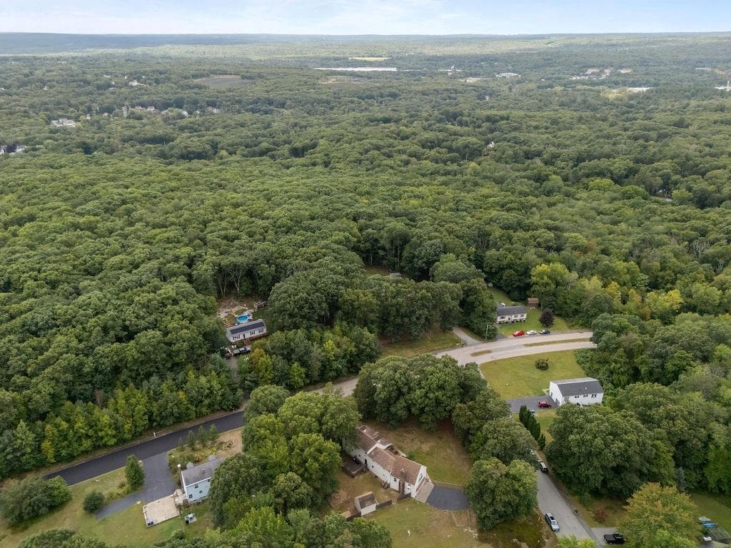 Single Family Residence at 133 Killiney Woods, Millville, photo 46 of 50