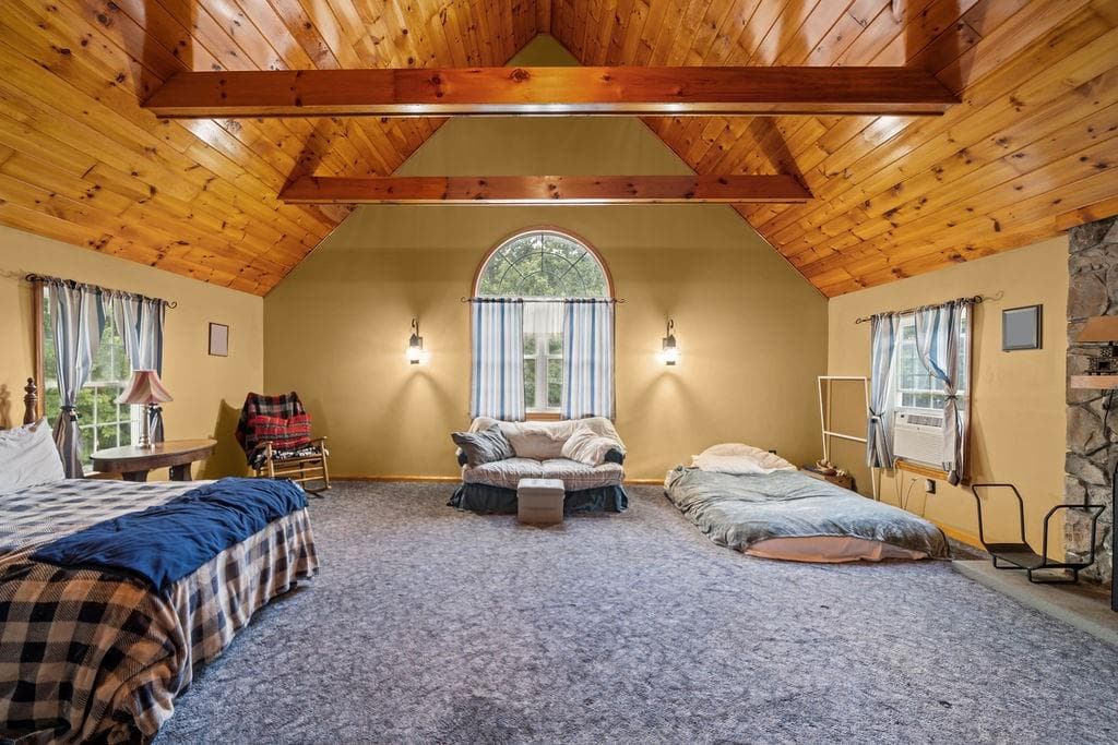 Single Family Residence at 133 Killiney Woods, Millville, photo 12 of 50