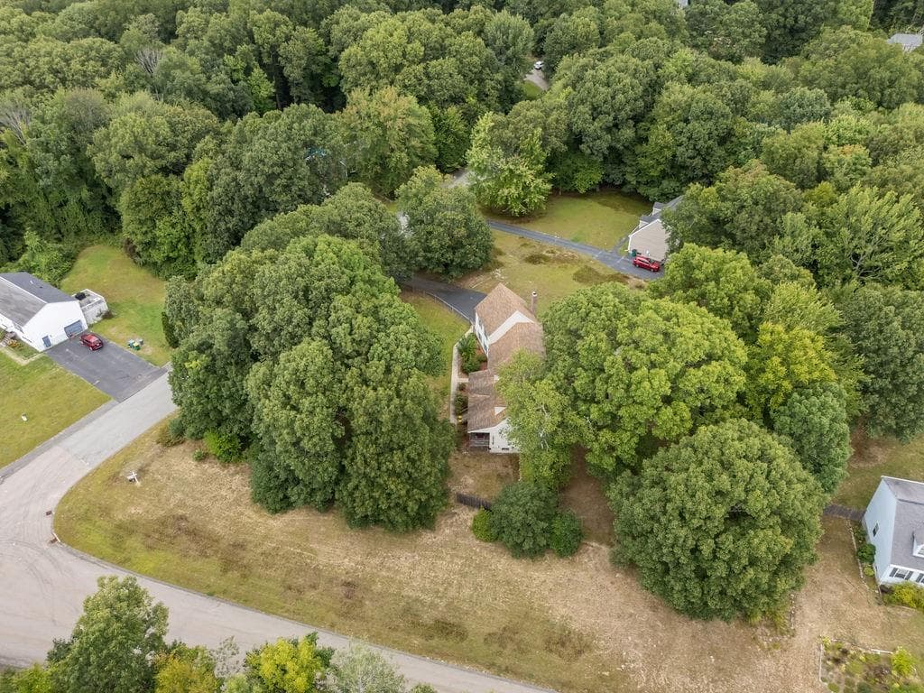 Single Family Residence at 133 Killiney Woods, Millville, photo 11 of 50