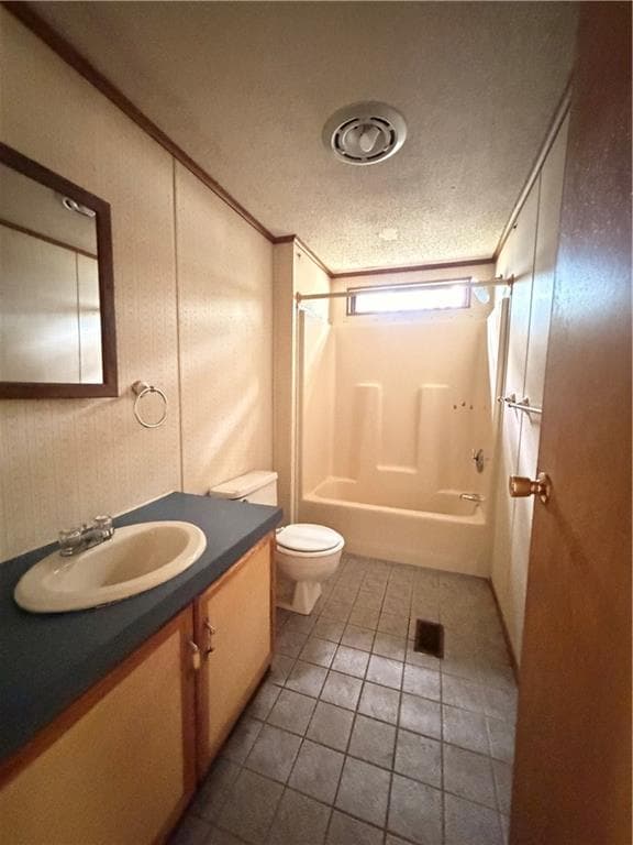 Single Family Residence at 14 Gooseberry Hill, Charlestown, photo 21 of 25