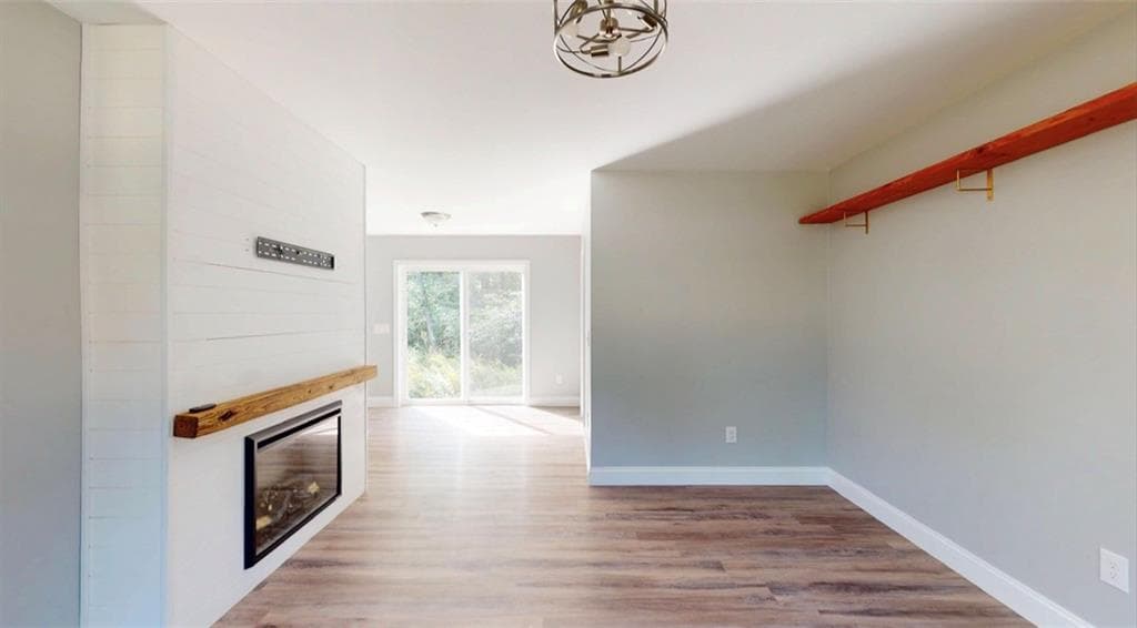 Single Family Residence at 38 Vars Lane, Westerly, photo 6 of 25