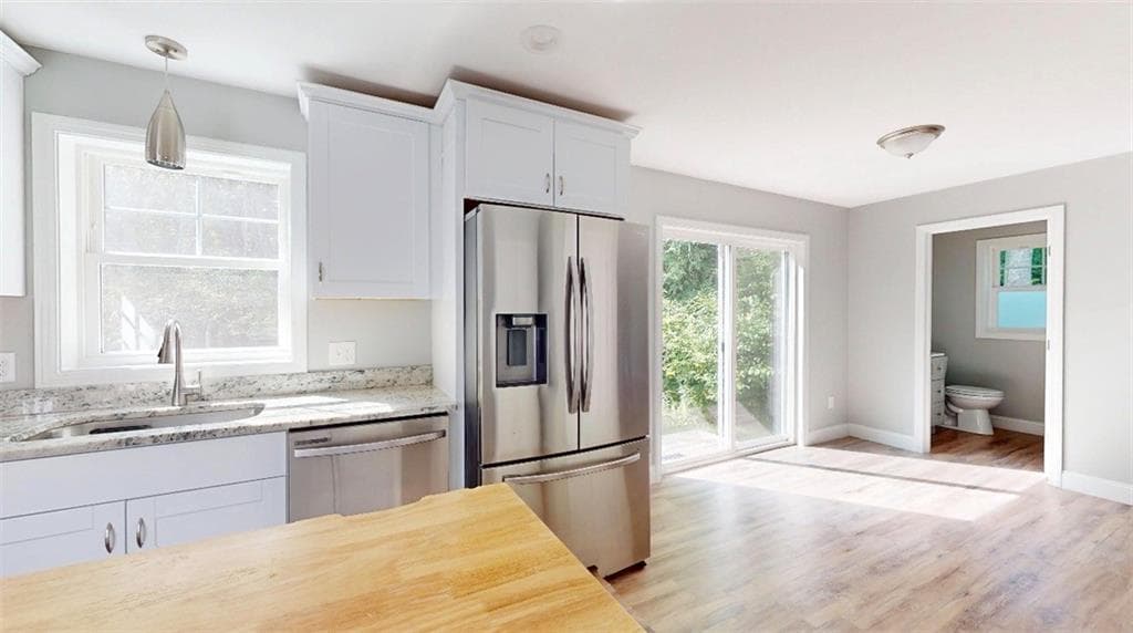 Single Family Residence at 38 Vars Lane, Westerly, photo 10 of 25