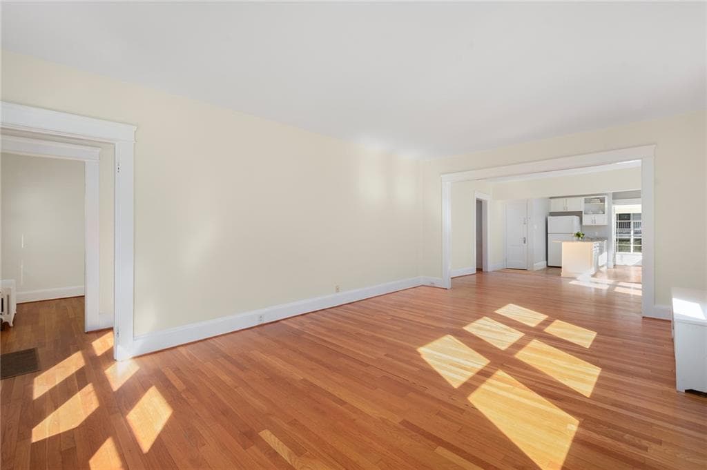 Single Family Residence at 14 Taft Avenue, Providence, photo 3 of 30