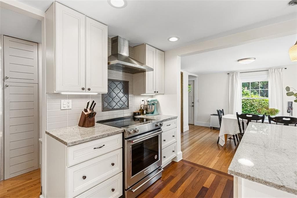 Single Family Residence at 80 Western Promenade, Cranston, photo 17 of 50