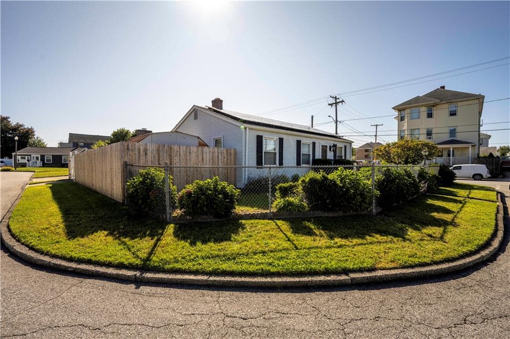 Single Family Residence at 3 Rose Drive, Pawtucket, photo 19 of 24