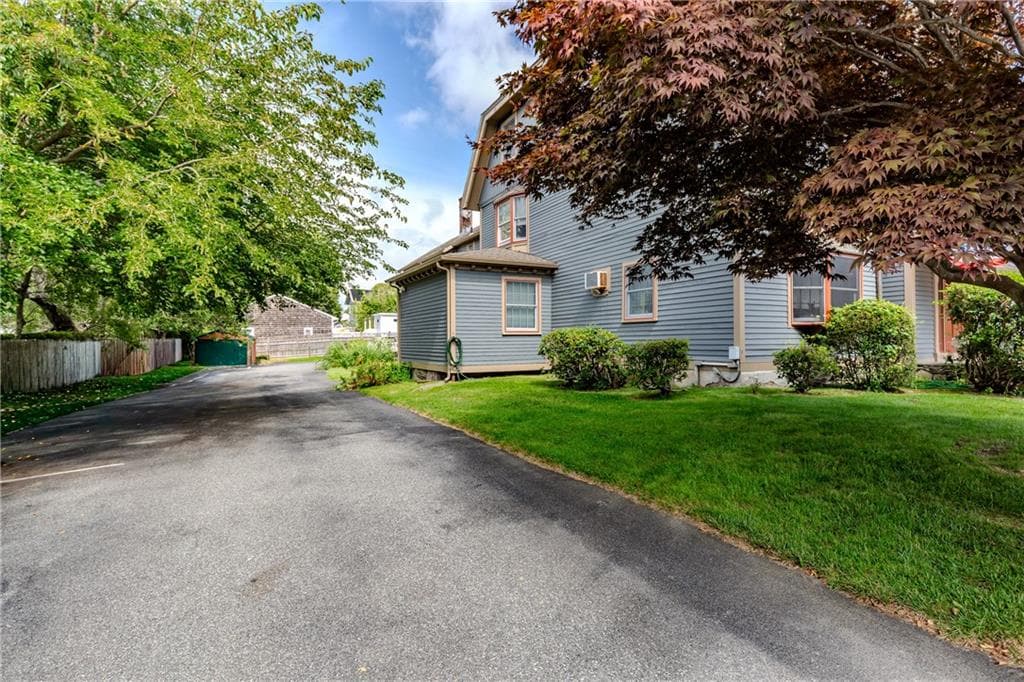 Commercial at 80 Briarwood Avenue, Middletown, photo 31 of 34