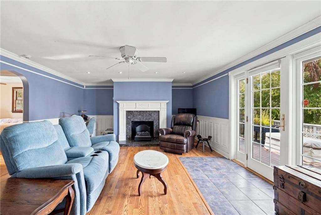 Single Family Residence at 201 Randolph Avenue, Tiverton, photo 14 of 37