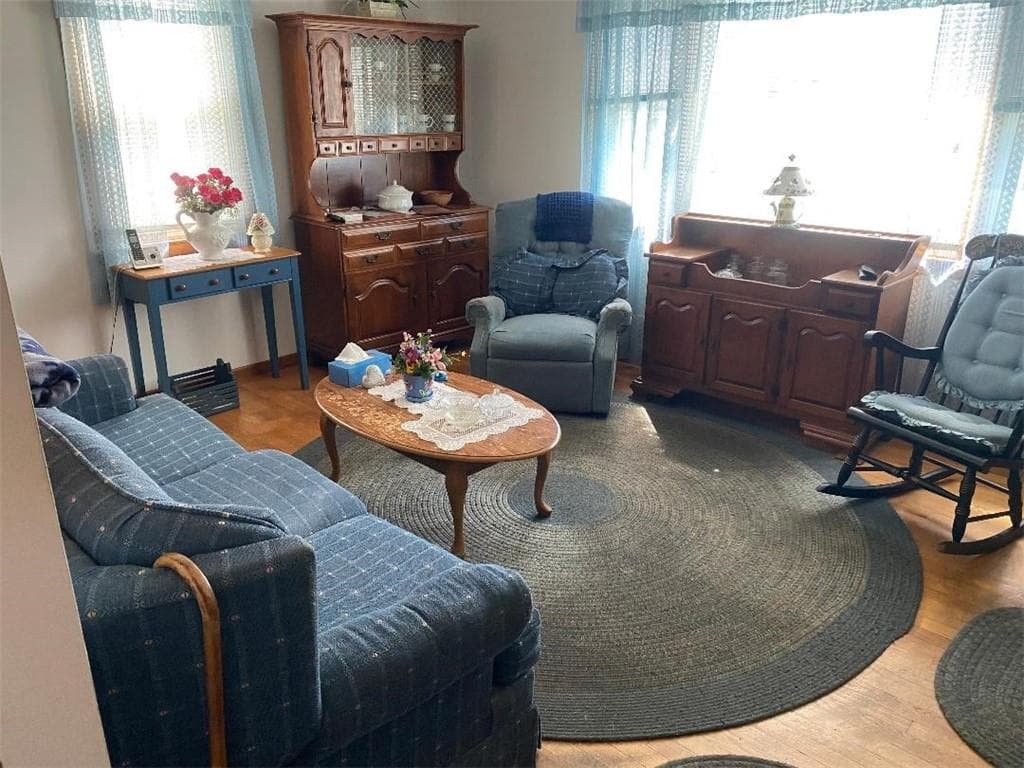 Single Family Residence at 39 Fyffe Avenue, Cranston, photo 4 of 11