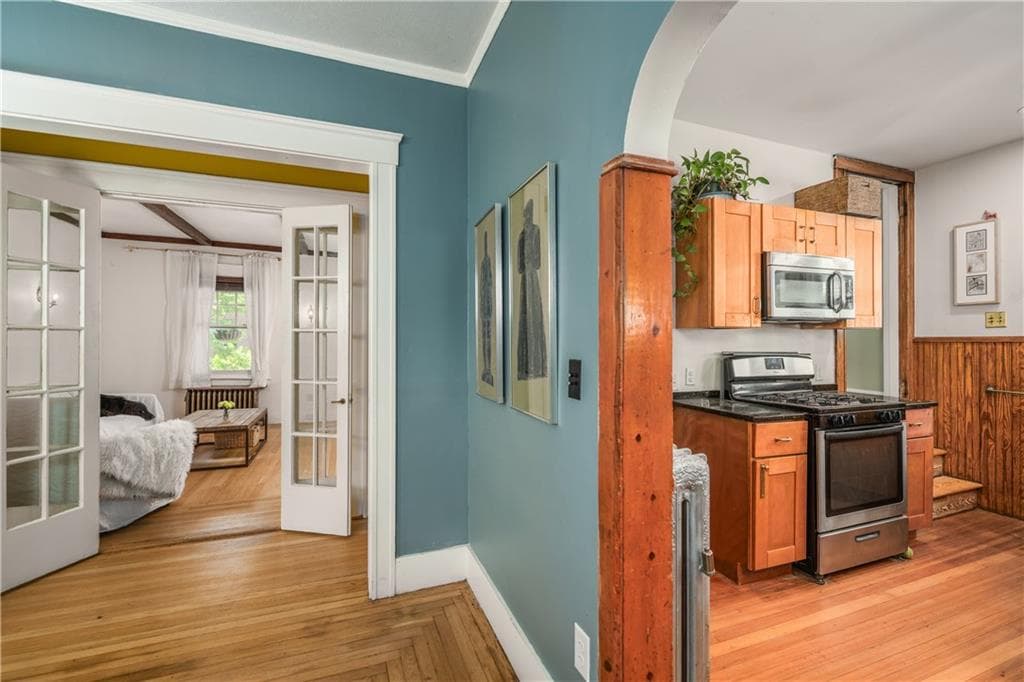 Single Family Residence at 173 Lexington Avenue, Providence, photo 17 of 45