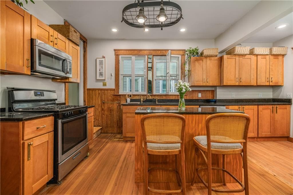 Single Family Residence at 173 Lexington Avenue, Providence, photo 18 of 45