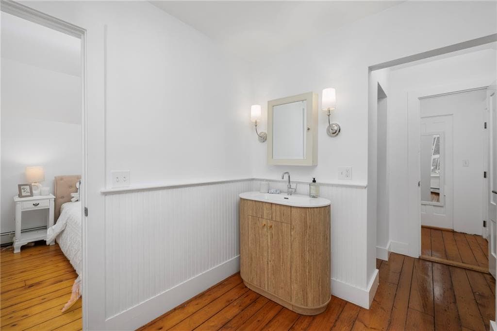 Single Family Residence at 19 Third Street, Newport, photo 24 of 36