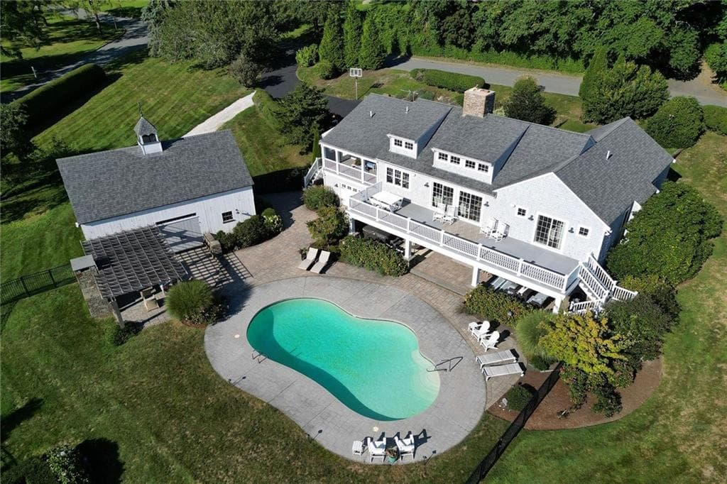 Single Family Residence at 162 Indian Point Road, Tiverton, photo 2 of 50