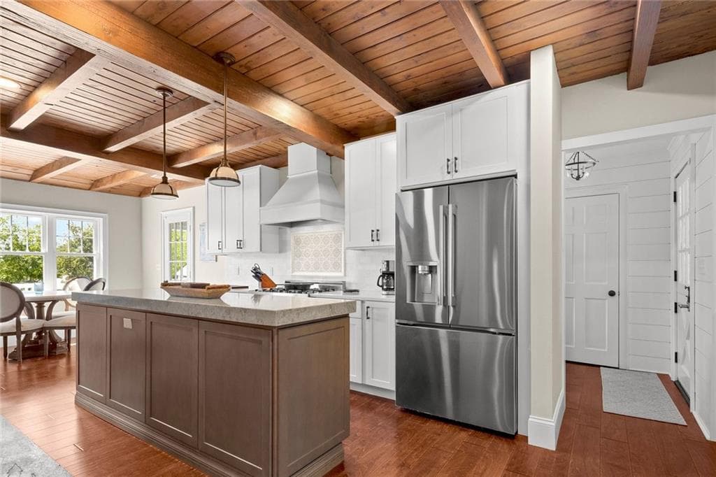Single Family Residence at 162 Indian Point Road, Tiverton, photo 7 of 50