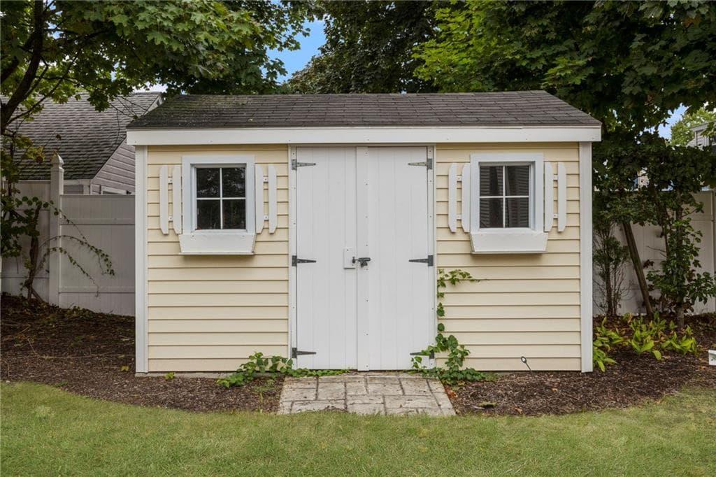 Single Family Residence at 330 Daggett Avenue, Pawtucket, photo 23 of 25