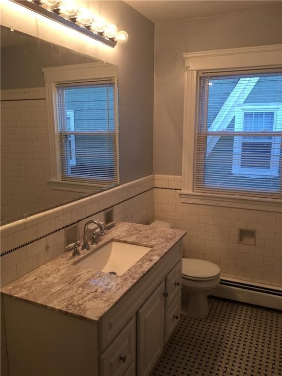 Multi Family at 116 Jastram Street, Providence, photo 6 of 19