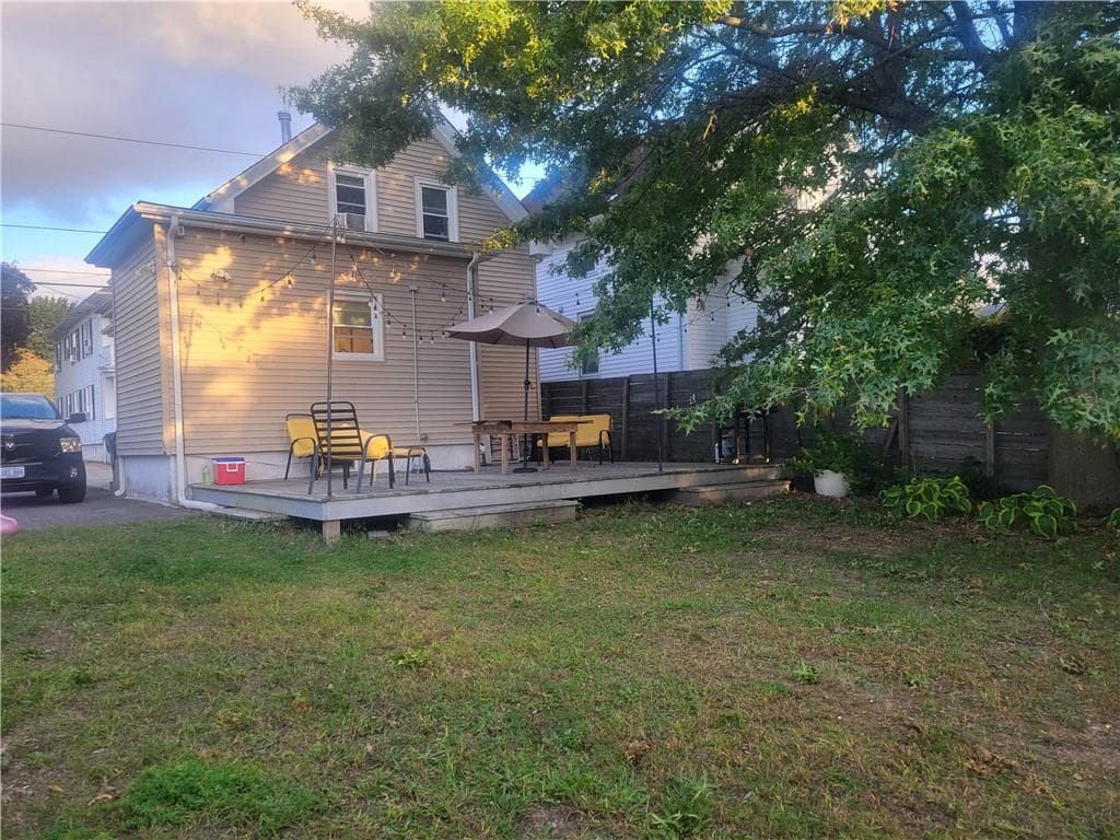 Single Family Residence at 144 Gray Street, Providence, photo 3 of 30