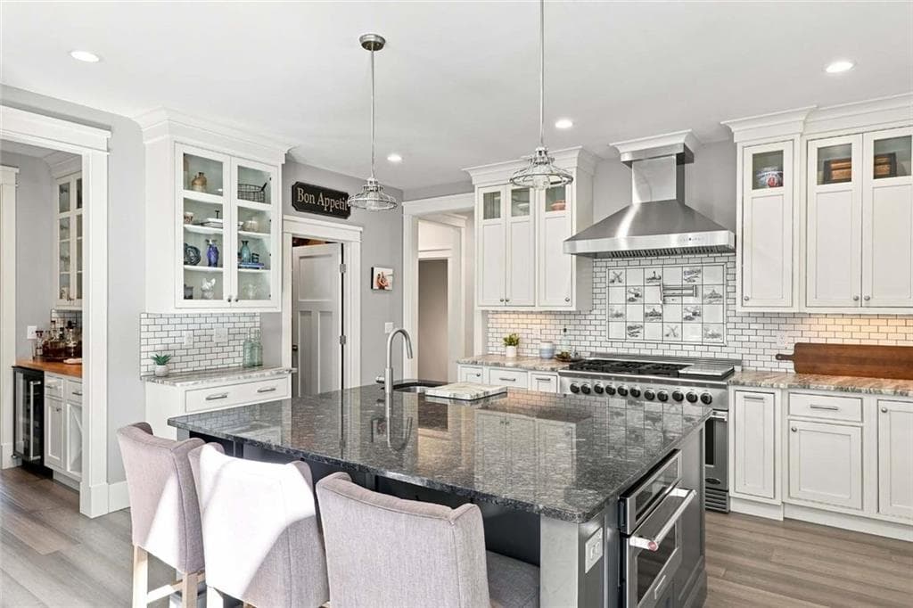 Single Family Residence at 250 West Reach Drive, Jamestown, photo 12 of 49