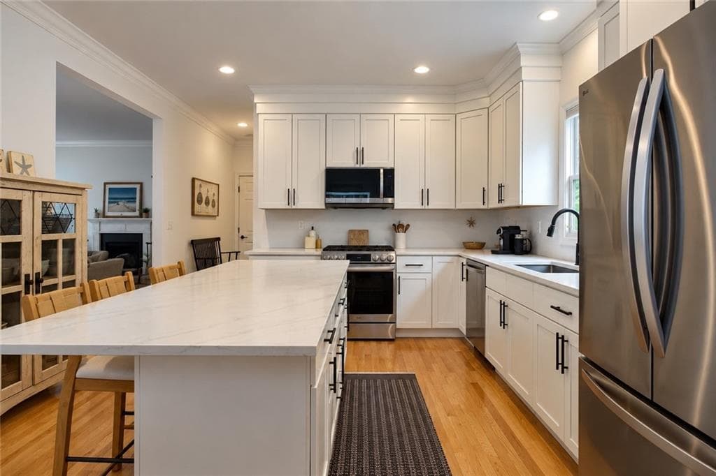 Single Family Residence at 45 Hopkinton Hill Road, Hopkinton, photo 13 of 46