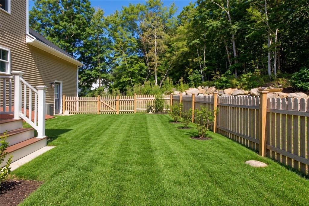 Single Family Residence at 45 Hopkinton Hill Road, Hopkinton, photo 7 of 46